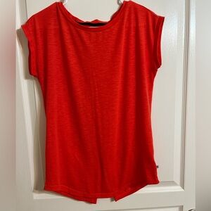 EUC Mountain Hardwear Women’s Shirt